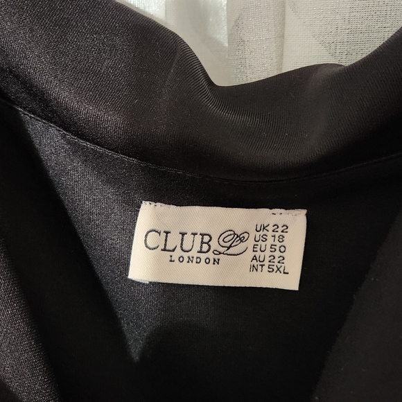 Club L London Tiered Black Dress - Picture 3 of 8